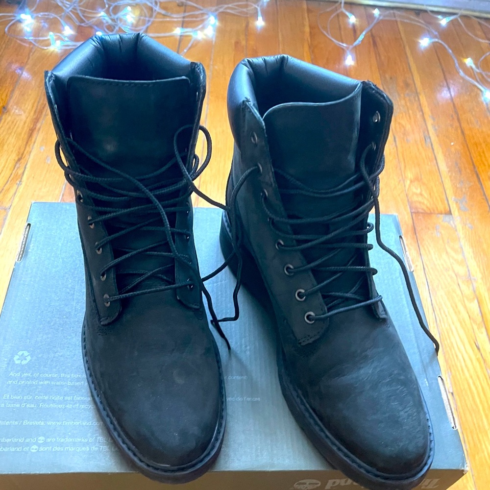 Timberland Women Black Boots Suede